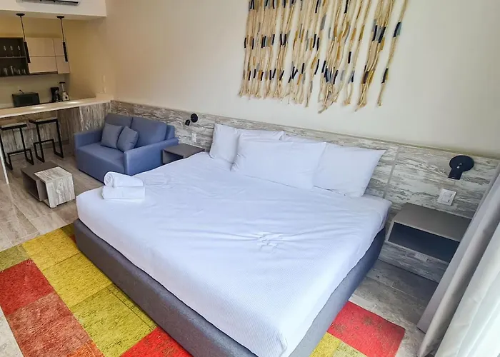 Apartment Bora Near & Town Free Club